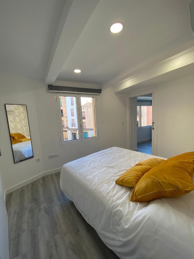 Apartamentos San Martin Пласенсия Экстерьер фото